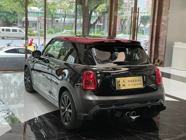 MINI Hatch — Фото автомобиля 15