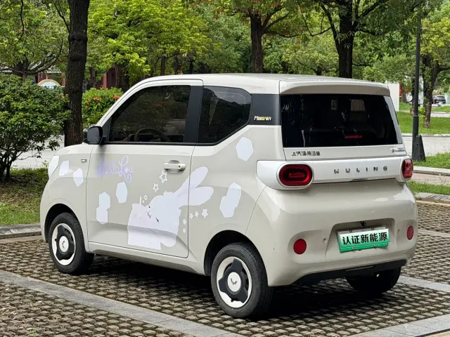 Wuling Hongguang Mini EV — Фото автомобиля 16