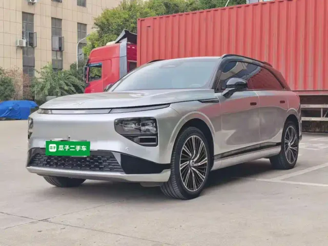 Фотография автомобиля — Xpeng G9