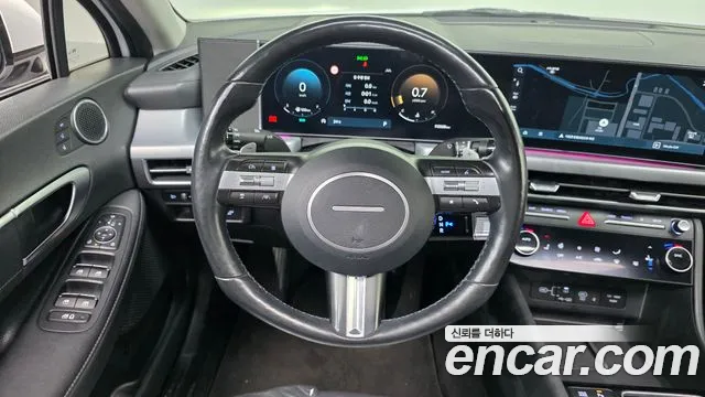 Hyundai Sonata — Фото автомобиля 13