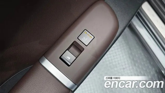 Hyundai Grandeur GN7 — Фото автомобиля 28