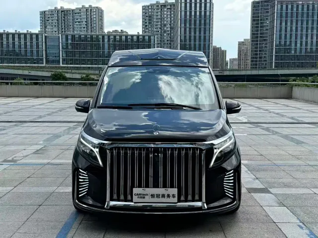 Mercedes-Benz V-Class — Фото автомобиля 2