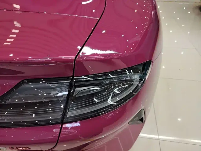 Xiaomi SU7 — Фото автомобиля 7