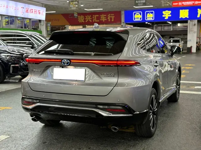 Toyota Venza — Фото автомобиля 5