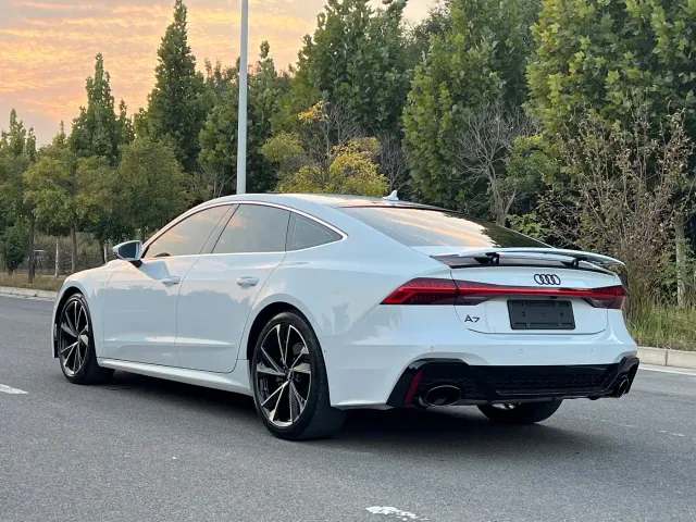 Audi A7 — Фото автомобиля 3