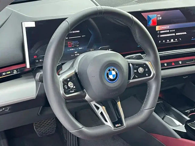 BMW i5 — Фото автомобиля 5