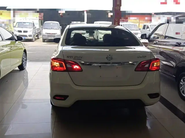 Nissan Sylphy — Фото автомобиля 5
