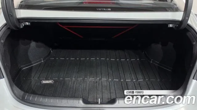 Hyundai Avante CN7 — Фото автомобиля 19