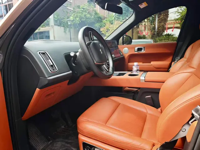 Li Auto L9 — Фото автомобиля 7