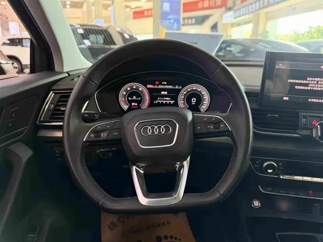 Audi Q5L — Фото автомобиля 13