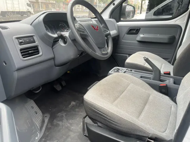 Wuling Yangguang — Фото автомобиля 8