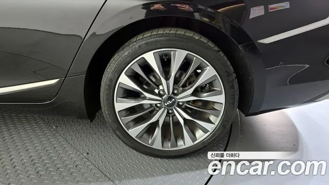 Kia K8 2.5 Бензин 2WD — Фото автомобиля 21