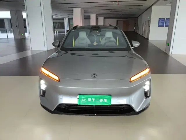 Nio ET5 Touring — Фото автомобиля 2