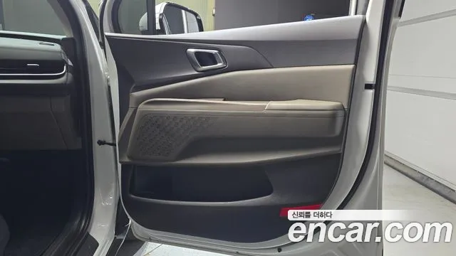 Kia Carnival 4th Gen — Фото автомобиля 25