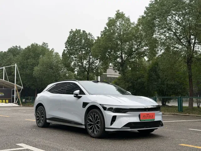 Zeekr 007 GT — Фото автомобиля 3