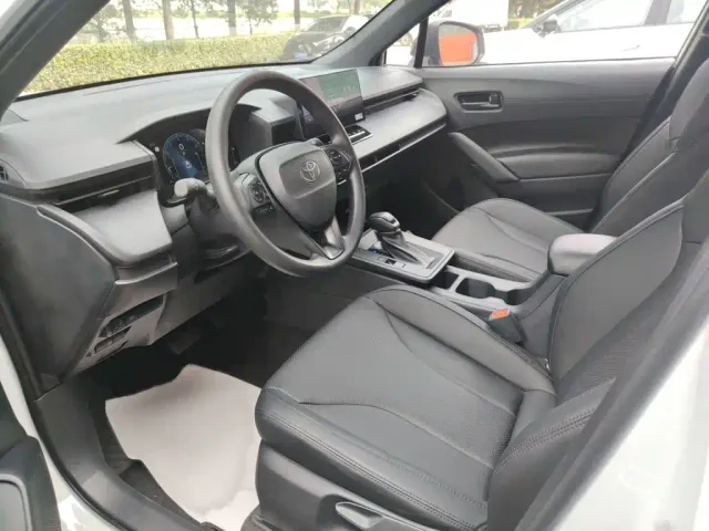 Toyota Corolla Cross — Фото автомобиля 13