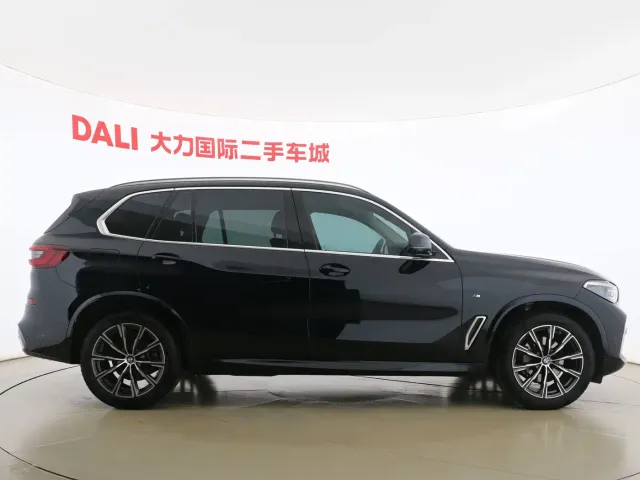 BMW X5 — Фото автомобиля 13