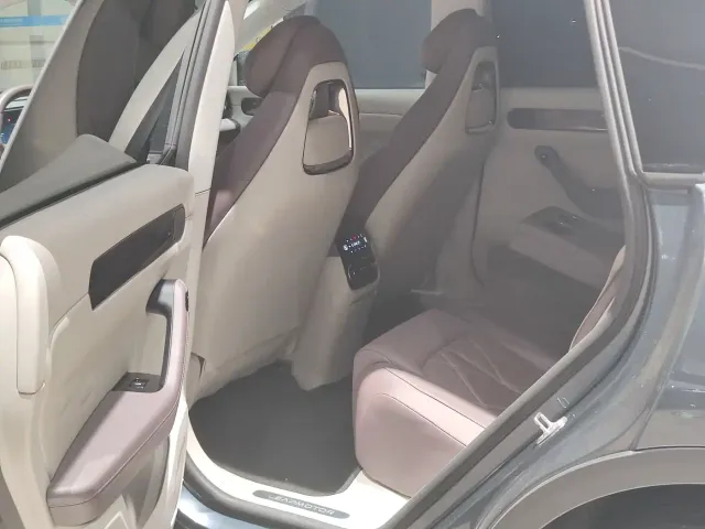 Leapmotor C11 — Фото автомобиля 9