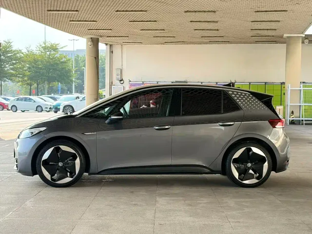 Volkswagen ID.3 — Фото автомобиля 4