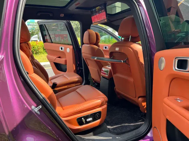 Li Auto Li Xiang L9 2022 Max — Фото автомобиля 13