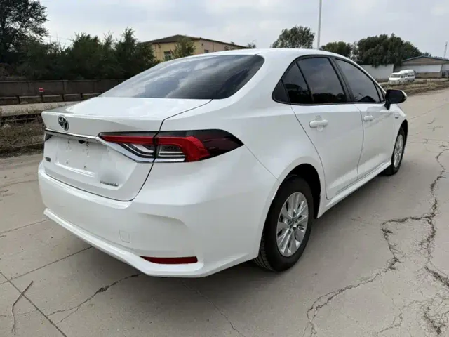Toyota Corolla — Фото автомобиля 4
