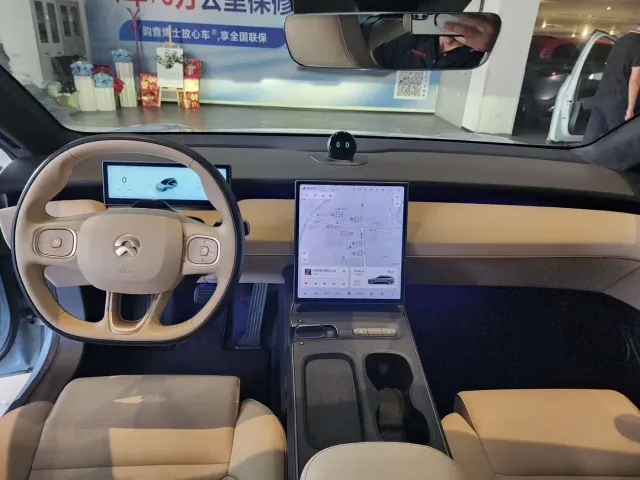 Nio ET5 Touring — Фото автомобиля 6