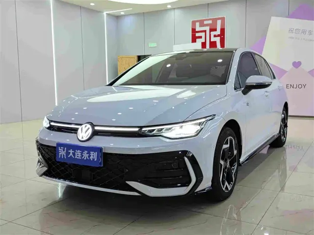 Фотография автомобиля — Volkswagen Golf