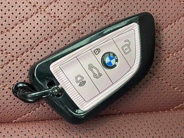 BMW i3 — Фото автомобиля 14