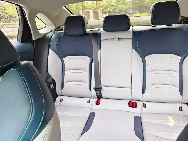 Geely Xingrui — Фото автомобиля 12