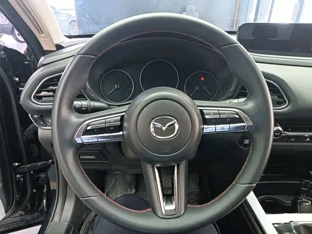 Mazda CX-30 — Фото автомобиля 8