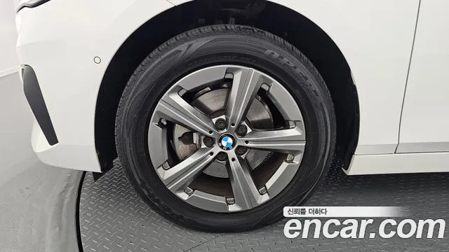 BMW 2 Series U06 — Фото автомобиля 5