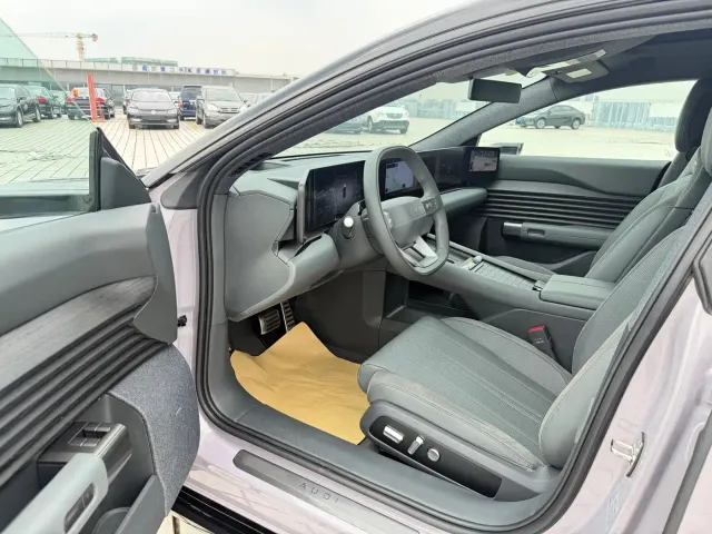 Audi E5 Sportback — Фото автомобиля 19