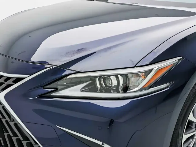 Lexus ES — Фото автомобиля 12