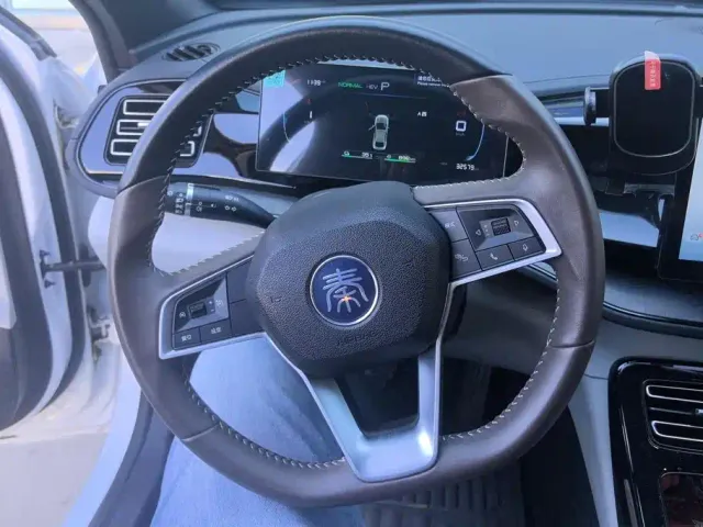 BYD Qin PLUS — Фото автомобиля 15