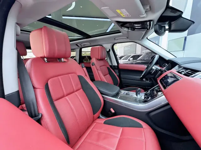 Land Rover Range Rover Sport — Фото автомобиля 7