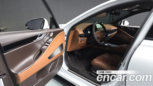 Genesis G80 RG3 — Фото автомобиля 15
