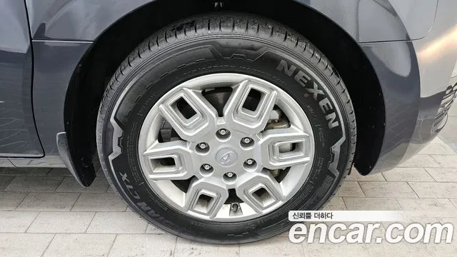 Hyundai Staria Staria L3.5 Карго 5 мест — Фото автомобиля 5