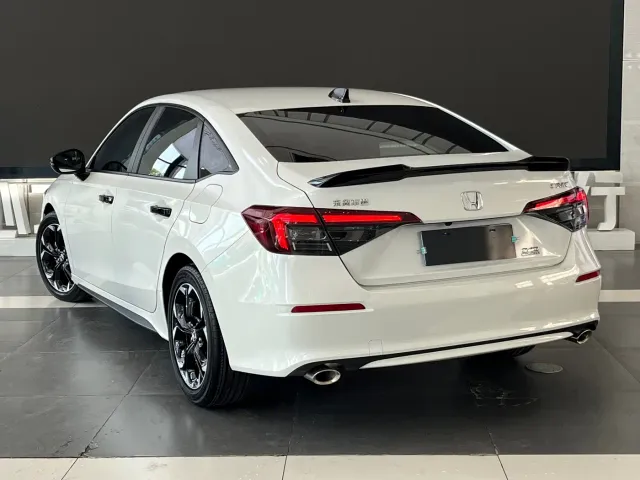 Honda Civic — Фото автомобиля 6