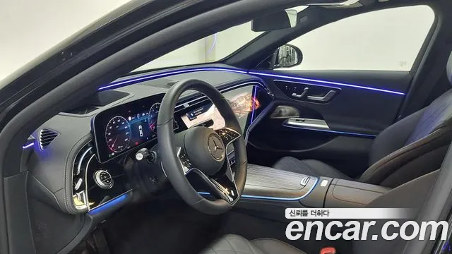 Mercedes-Benz E-Class — Фото автомобиля 13