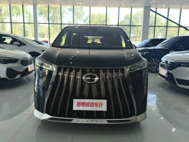 GAC Trumpchi M8 — Фото автомобиля 2