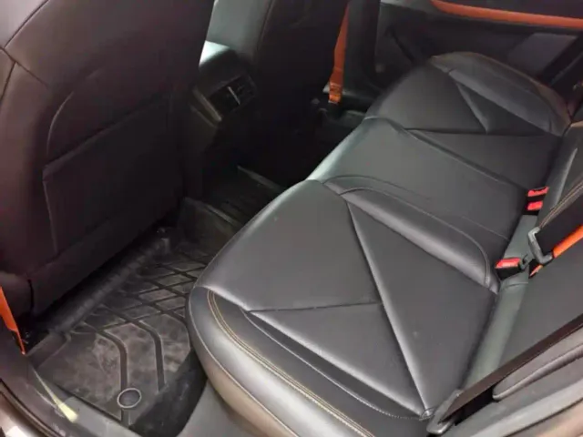 Changan Changan UNI-V 2022 1.5T Sport Edition — Фото автомобиля 10