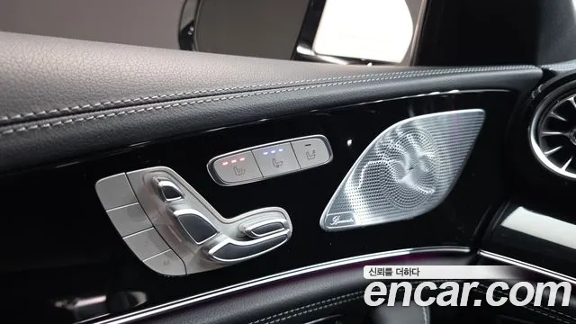Mercedes-Benz AMG GT 4 двери 43 4MATIC+ — Фото автомобиля 19