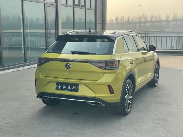 Volkswagen T-Roc — Фото автомобиля 5