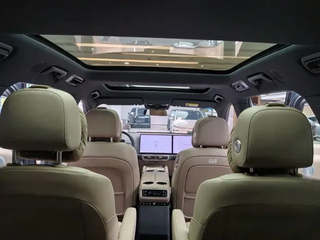 Li Auto Li L8 2025 Max Smart Renewal Edition — Фото автомобиля 18