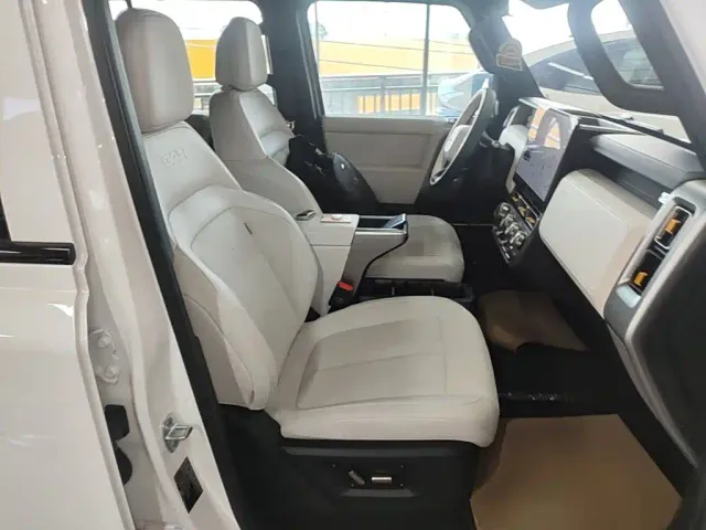 iCAR V23 — Фото автомобиля 24
