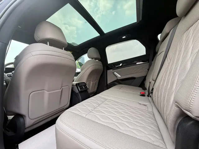 BYD Tang — Фото автомобиля 10