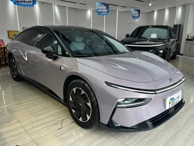 Xpeng P7+ — Фото автомобиля 3