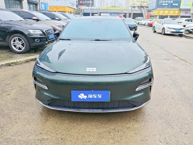 Geely Galaxy Xingyao 8 — Фото автомобиля 2