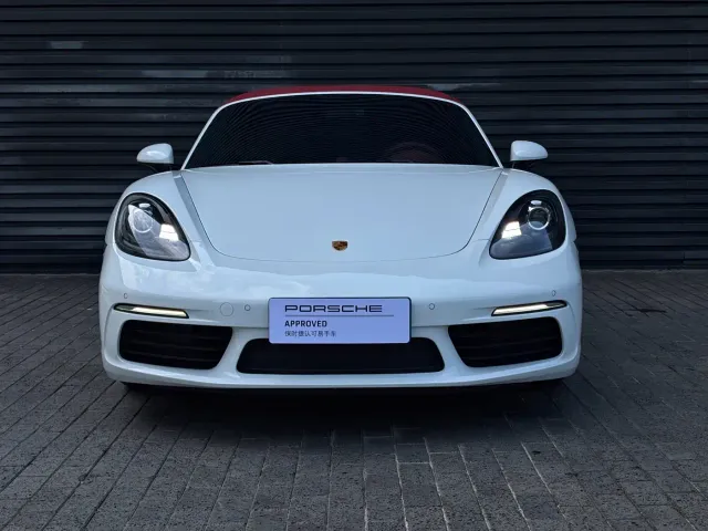 Porsche 718 — Фото автомобиля 2