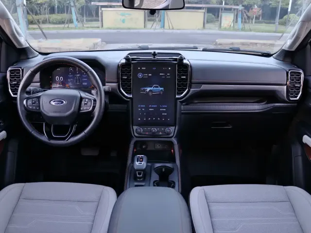 Ford Ranger — Фото автомобиля 12